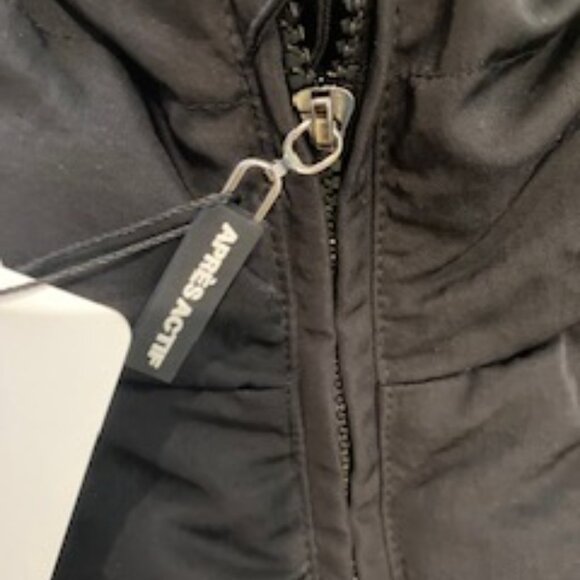 Clearout -NWT APRES ACTIF Down filled Vest sz. S - Picture 5 of 11